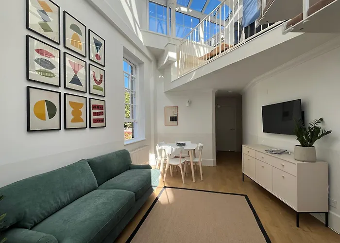 The Regency - Serviced Apartments
